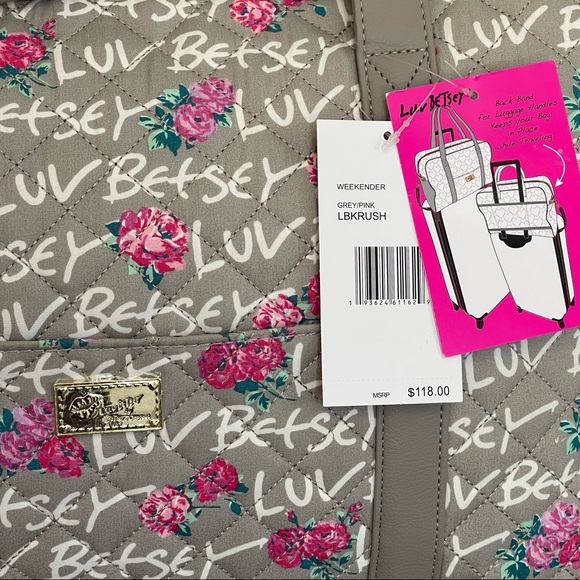 New Betsy Johnson Weekender Floral Travel Bag - Picture 3 of 5